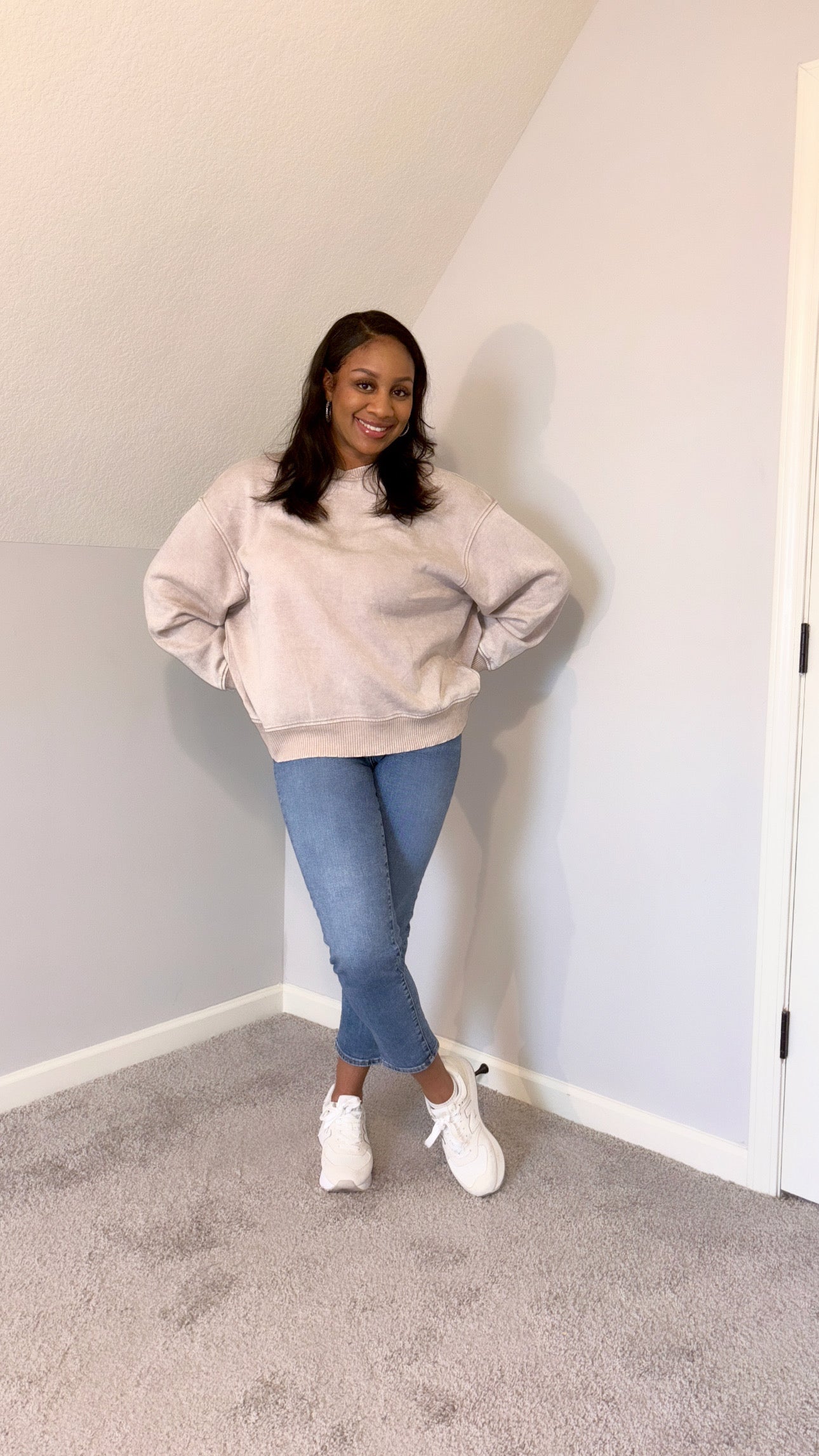 “Annie” Acid Washed Sweatshirt